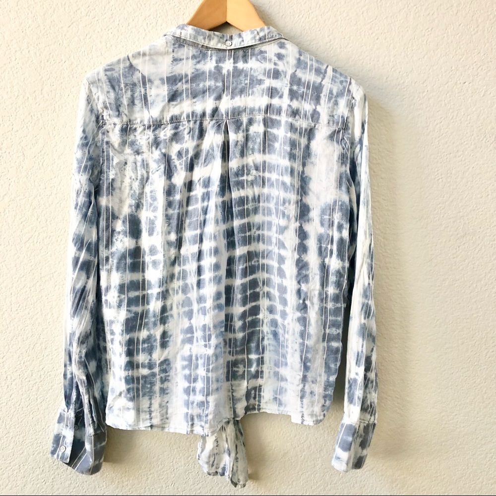 Cloth & Stone Long Sleeve  Button Front Tie Front Shirt Size Small Acid wash - Picture 7 of 9